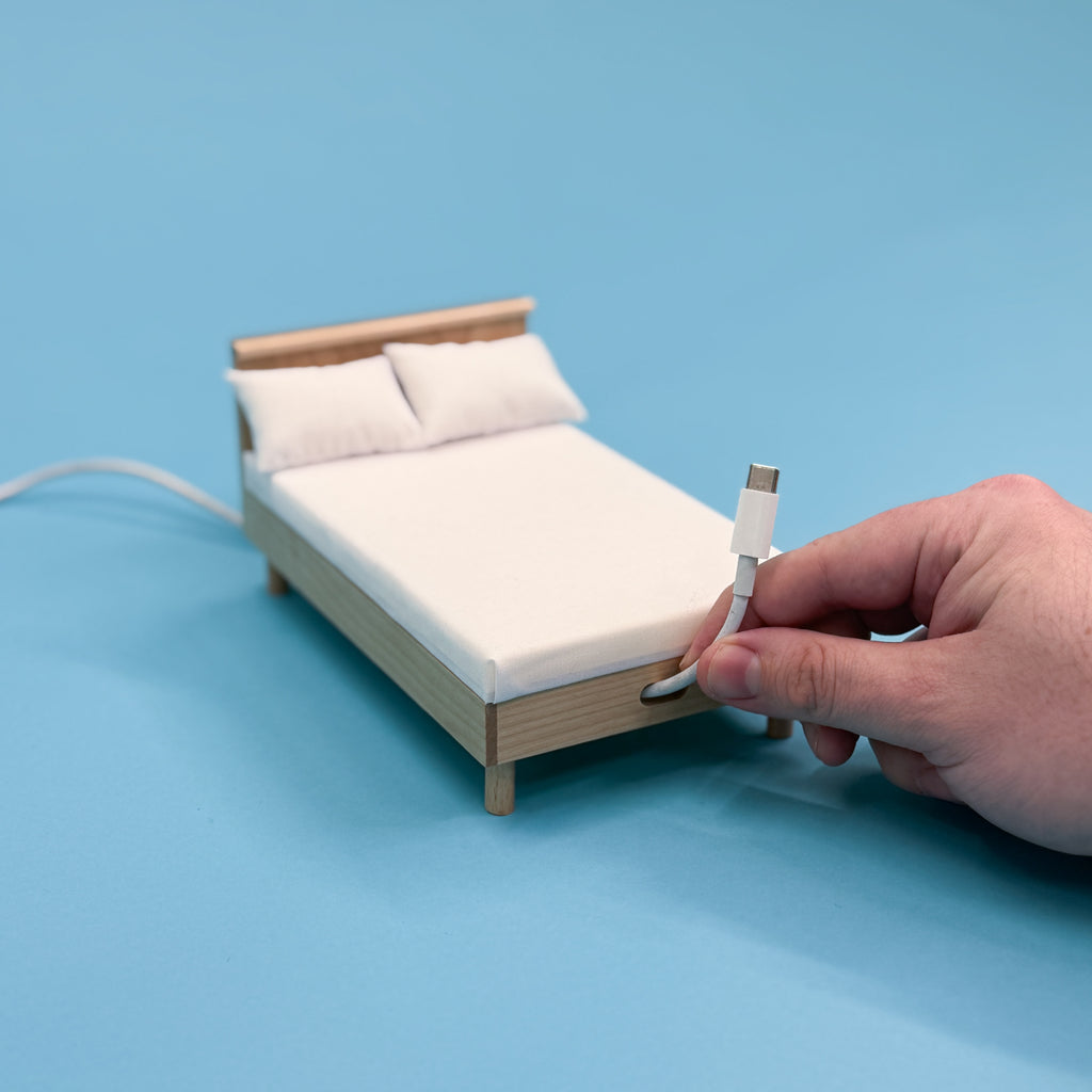 Noble Phone Bed